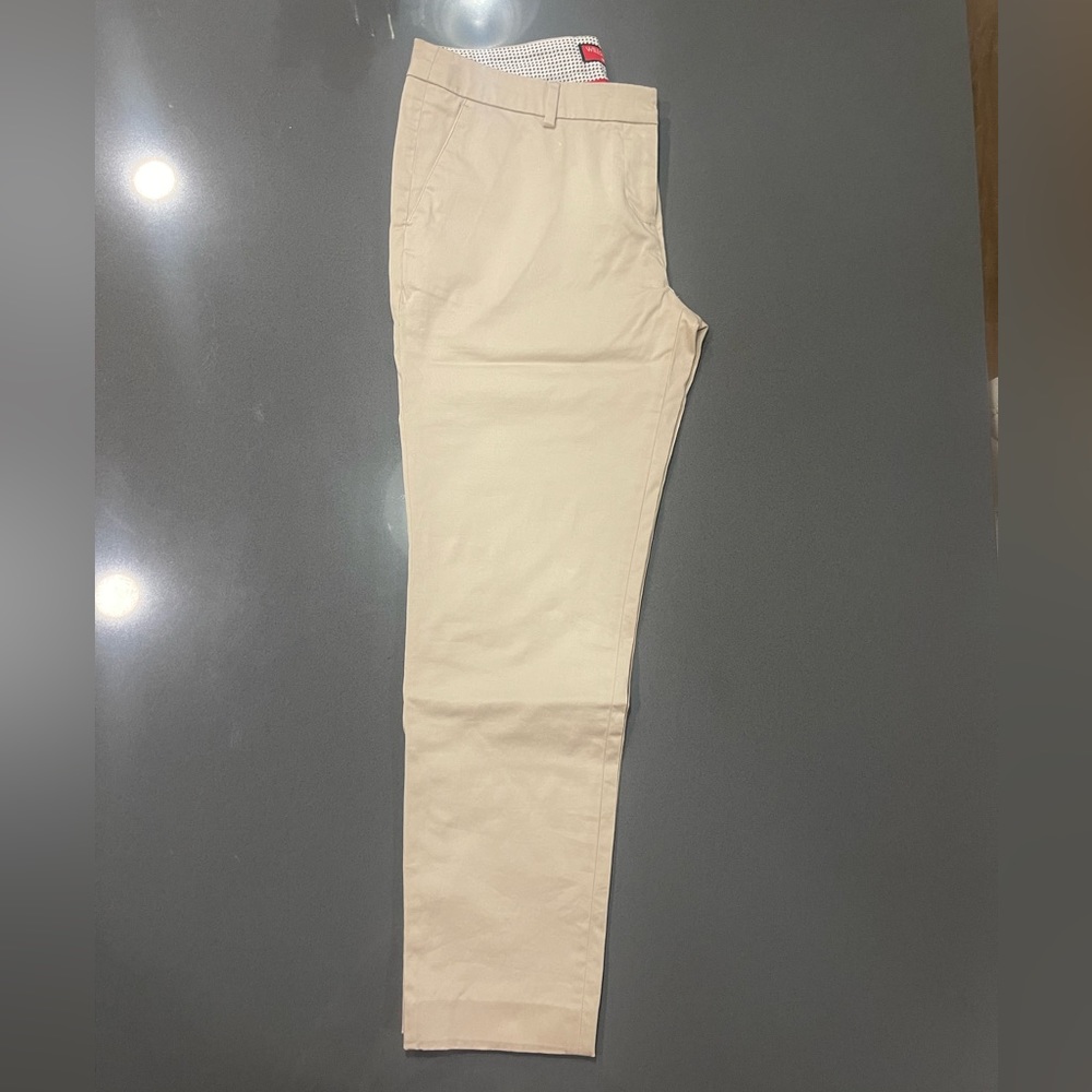 NWOT - Wills Lifestyle - Woman Trousers | Slim Fit | Low Waist - 30 (76 cm)